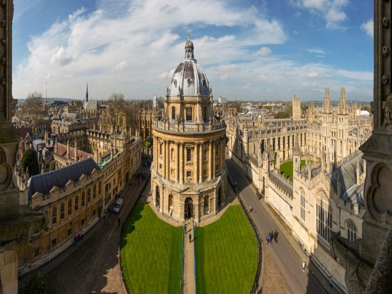 Oxford, Cambridge, Imperial College London là cái tên nổi bật 