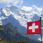 Xin visa du học Thụy Sỹ không khó cho cô gái trẻ
